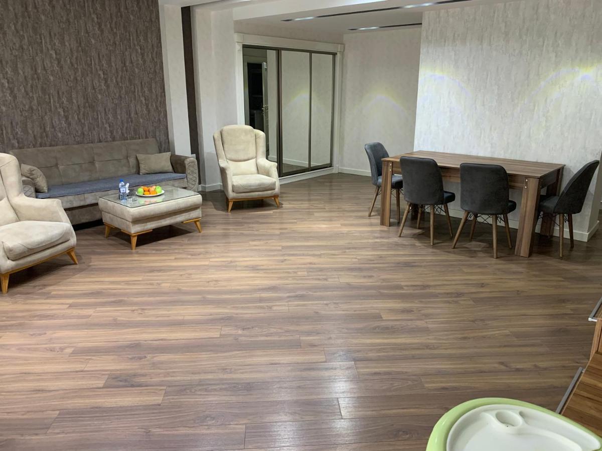 Park Azure Apartment Deluxe 2 Bedroom Bakoe Buitenkant foto