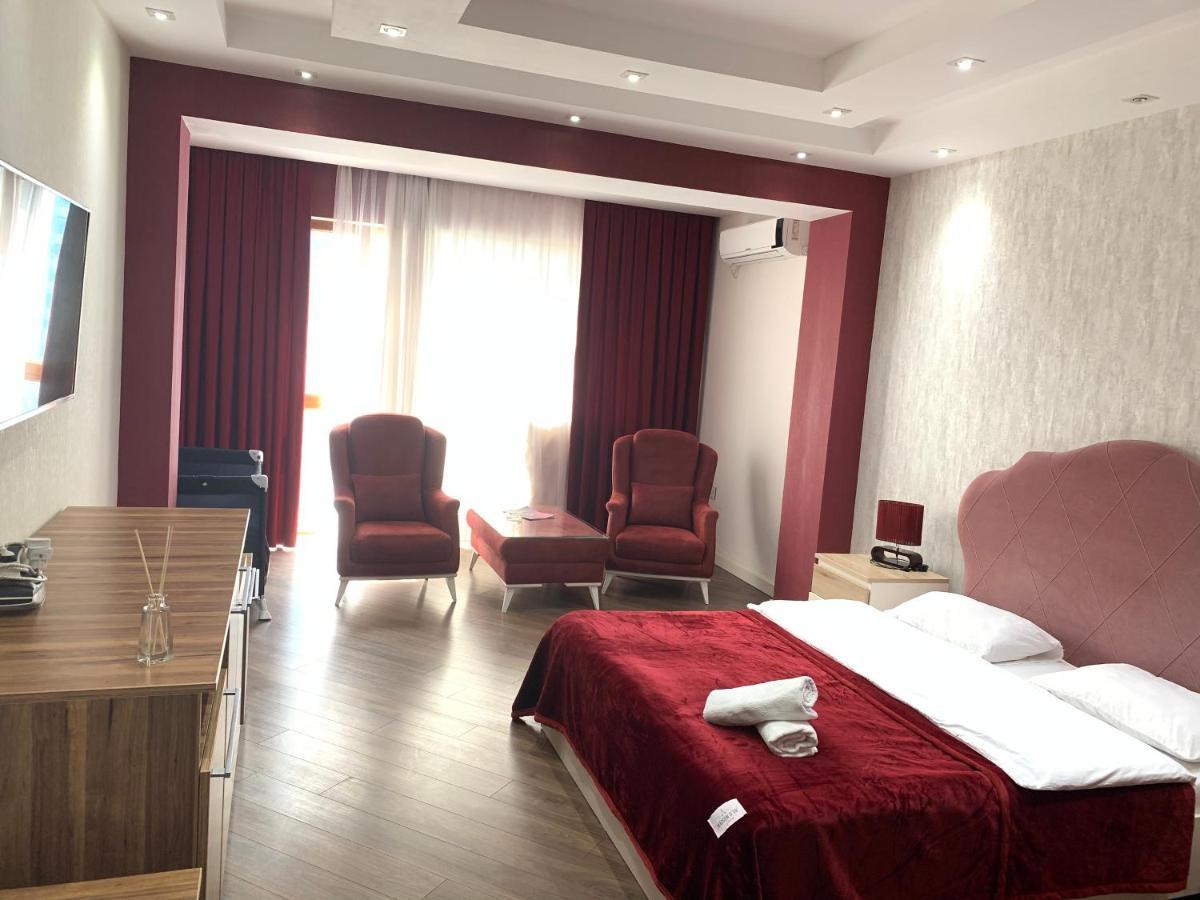 Park Azure Apartment Deluxe 2 Bedroom Bakoe Buitenkant foto