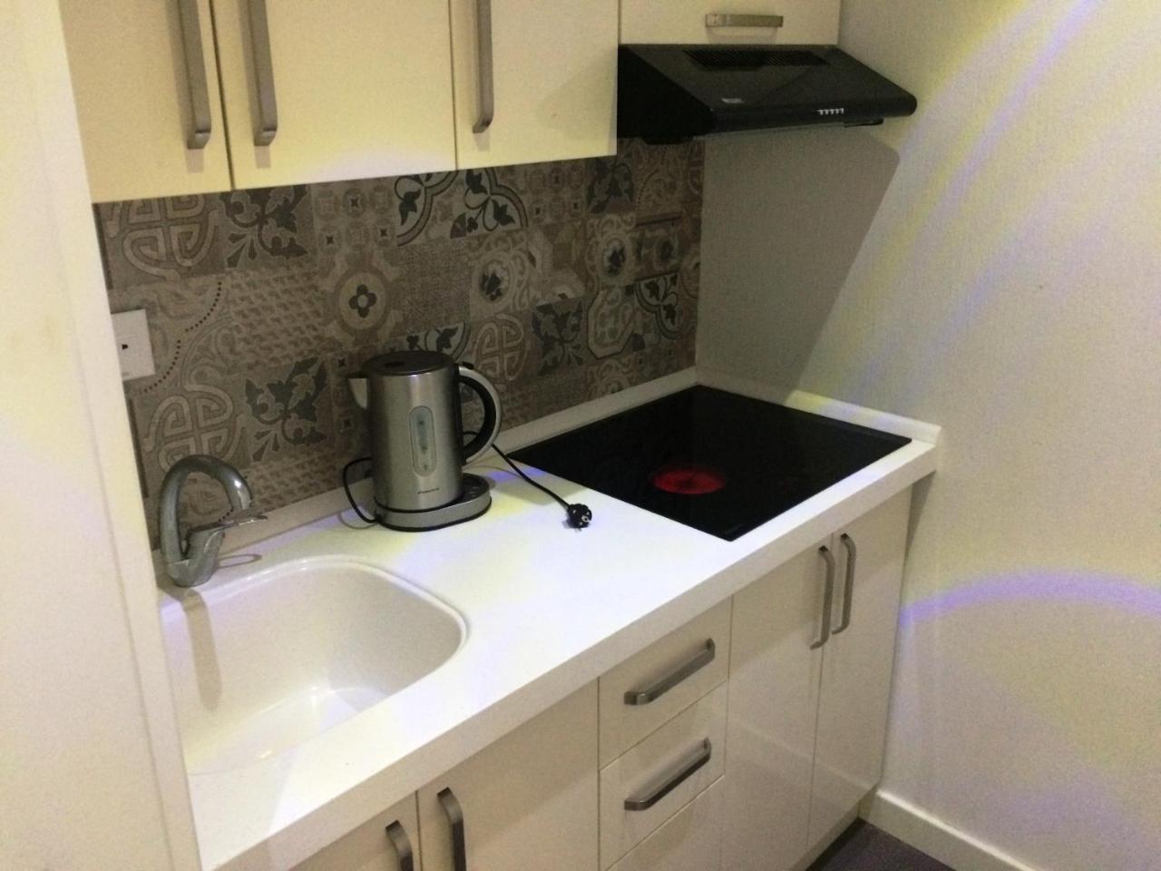 Park Azure Apartment Deluxe 2 Bedroom Bakoe Buitenkant foto