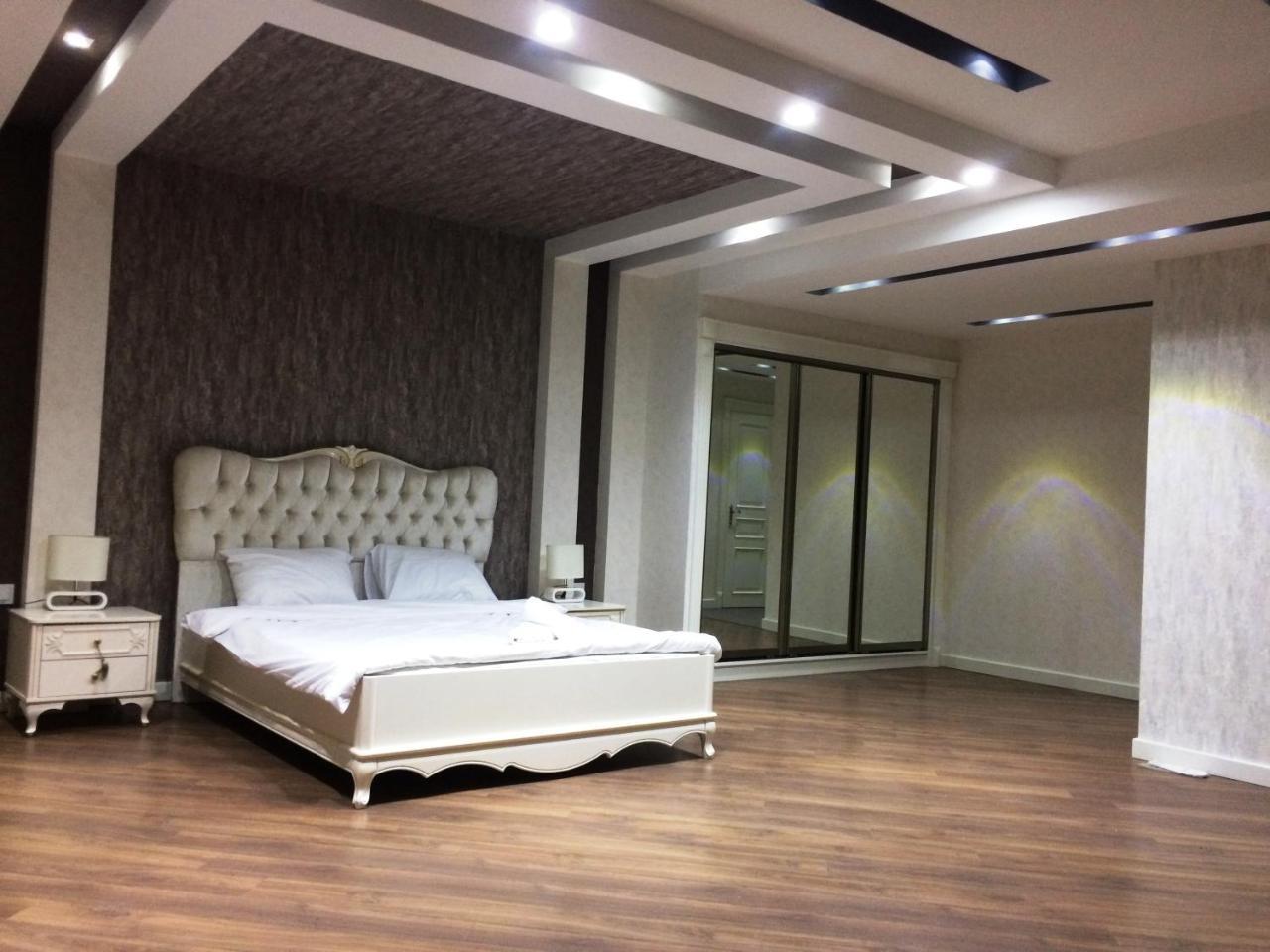 Park Azure Apartment Deluxe 2 Bedroom Bakoe Buitenkant foto